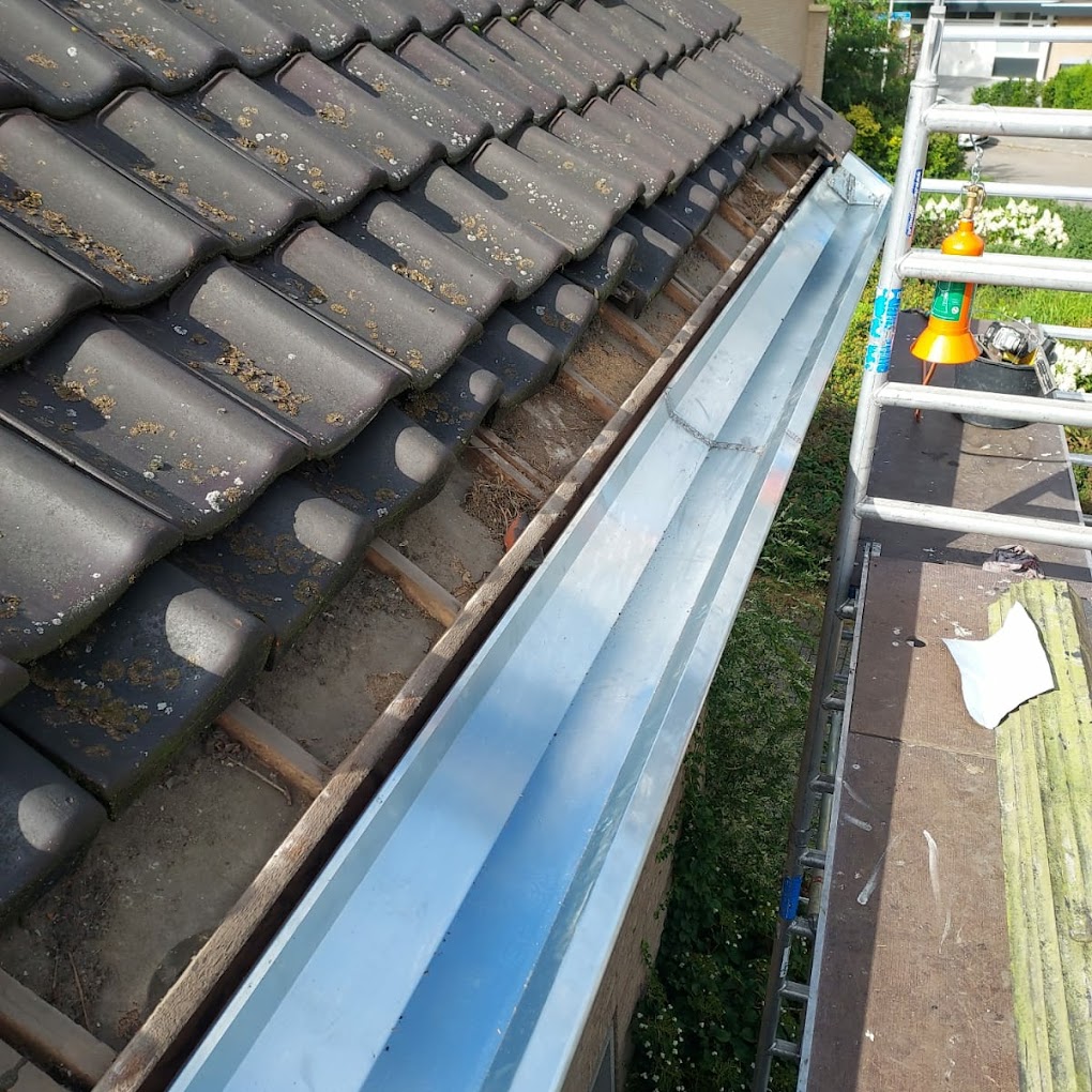 Lekkage in de dakgoot