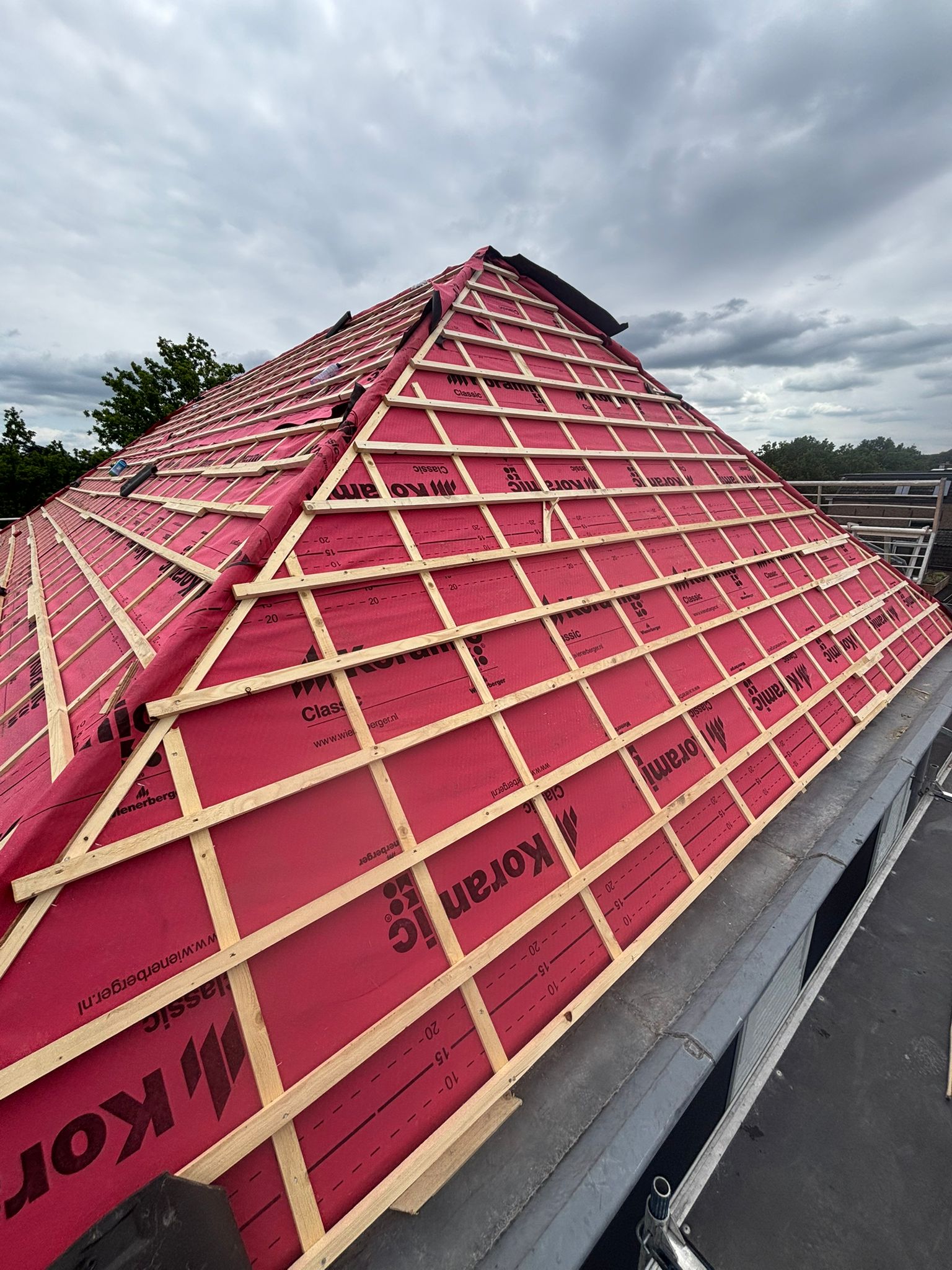 Het dak laten vervangen